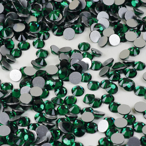 ss20 Emerald Glass Rhinestones